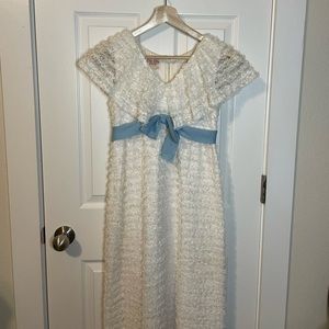 VTG 60s Miss Rita Junior Petites white lace tier gown w/ blue bow belt sz 5